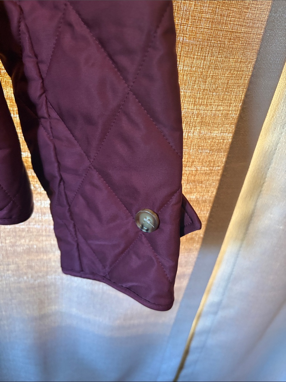 NWT Burberry Fernleigh Quilted Women's Jacket in Deep Burgundy XS - Picture 4 of 13